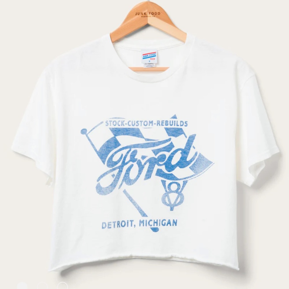 Junkfood Women’s Ford Flag Flea Market Crop Tee Size Small NWOT